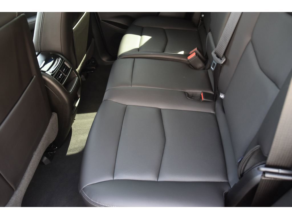New 2025 Cadillac XT5 Premium Luxury w/ LPO, Floor Liner Package image 16