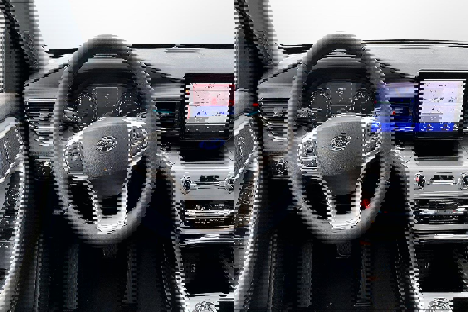 Used 2022 Ford Explorer XLT w/ Equipment Group 202A image 5