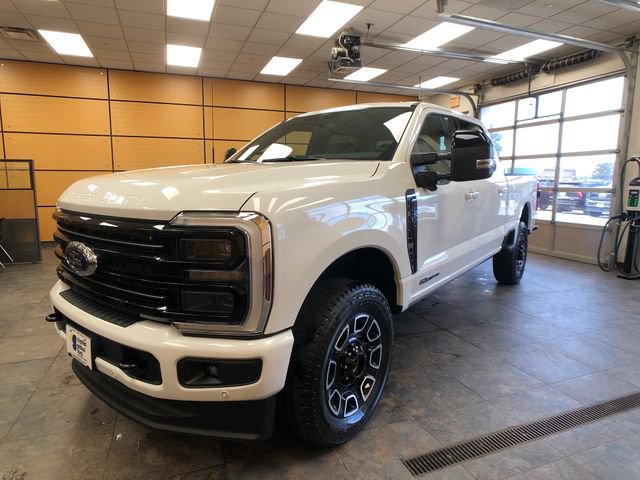 New 2026 Ford F250 Platinum AWD/4WD image 3