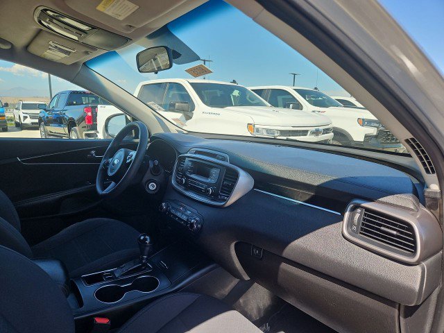 Used 2016 Kia Sorento L FWD image 26