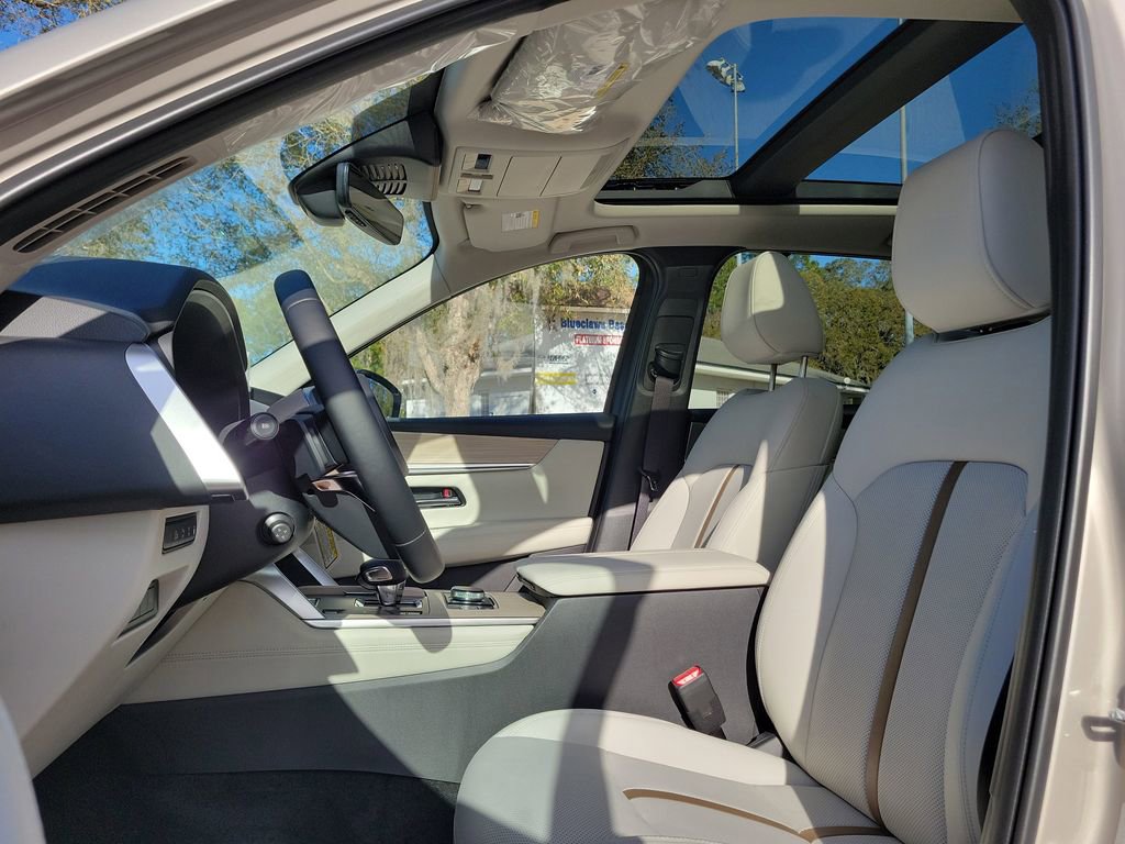 New 2026 MAZDA CX-90 Plug-In Hybrid w/ Premium Plus image 2