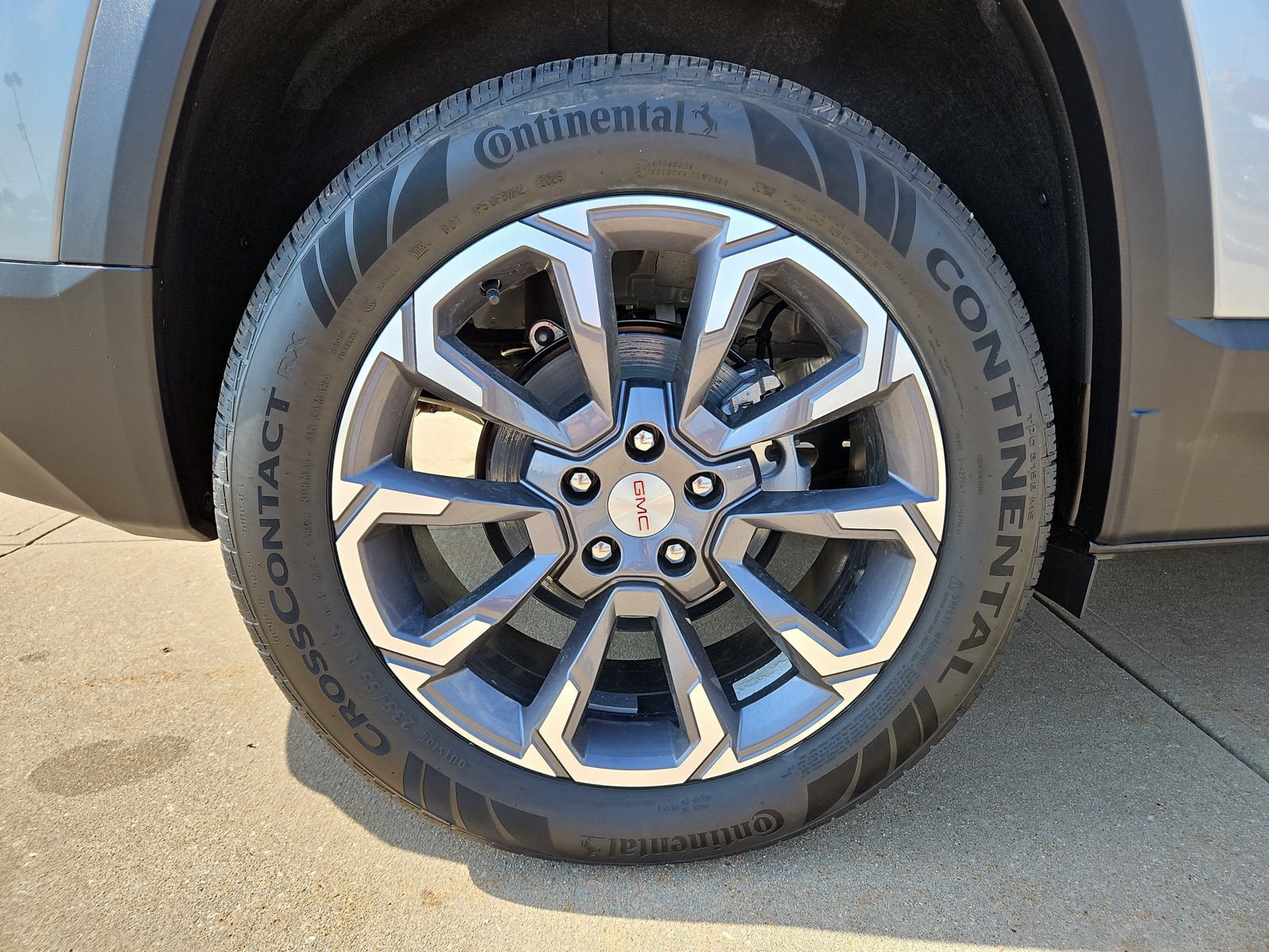New 2027 GMC Terrain Elevation w/ Elevation Premium Package FWD image 5