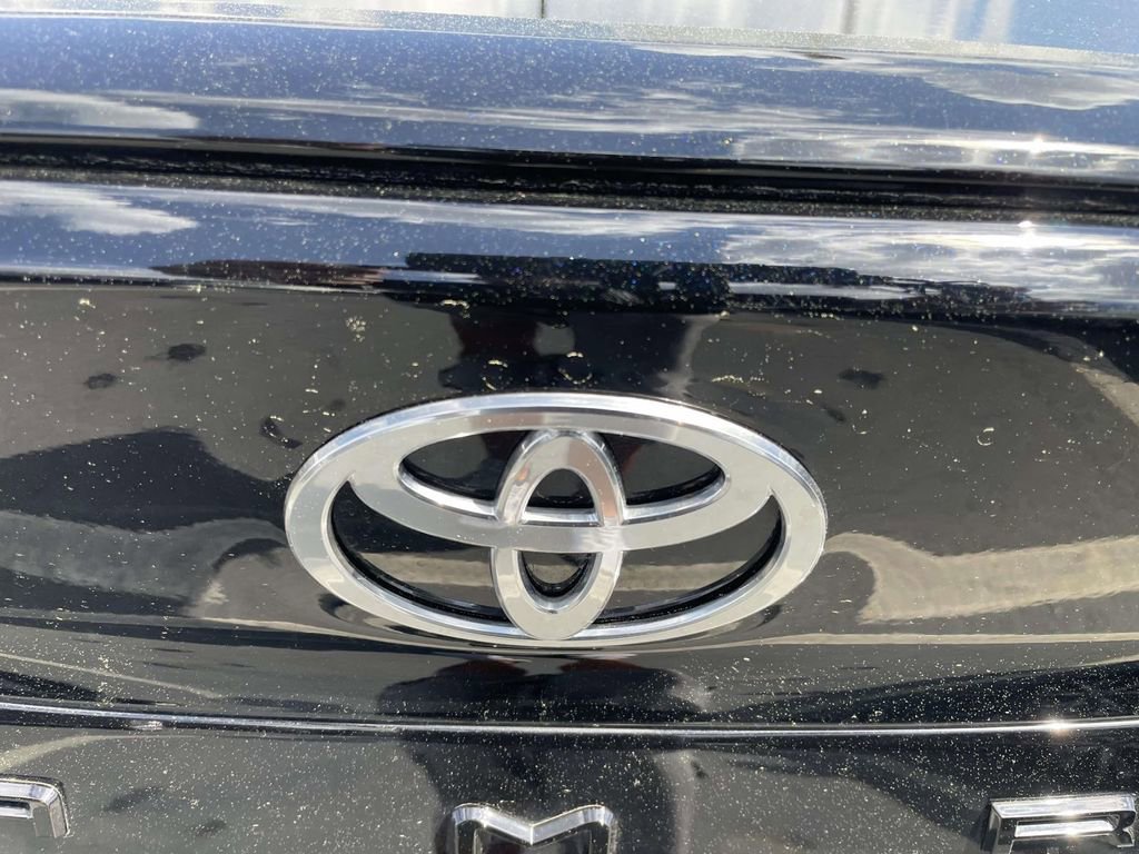 Used 2026 Toyota Camry SE w/ Convenience Package image 29