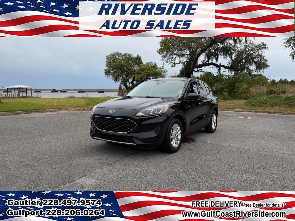 Used 2022 Ford Escape SE FWD image 1