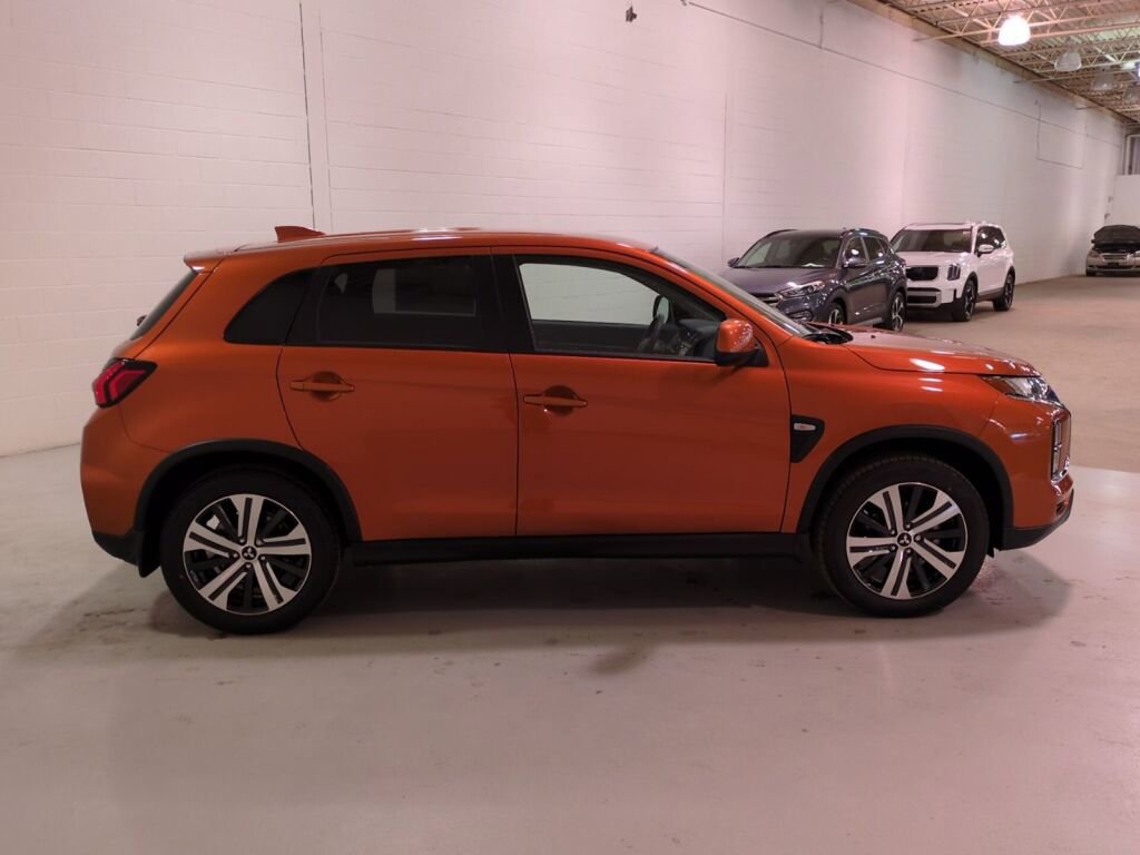 New 2025 Mitsubishi Outlander Sport ES image 3