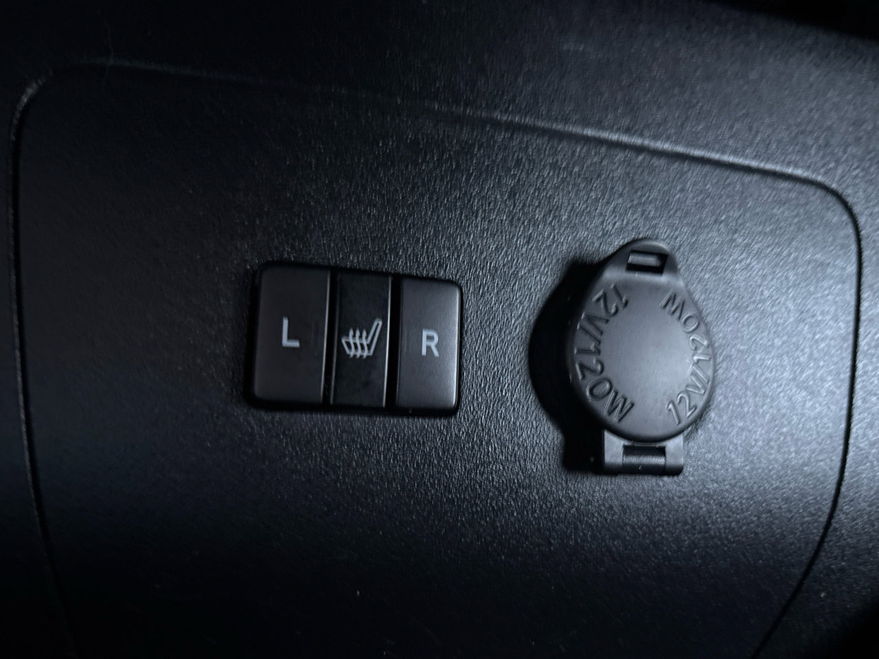 Used 2015 Toyota Prius Four image 19