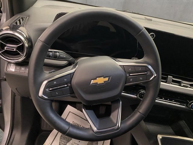 Used 2025 Chevrolet Equinox LT image 15