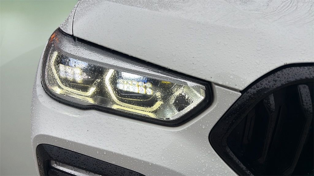 Used 2020 BMW X6 M50i w/ Executive Package image 35