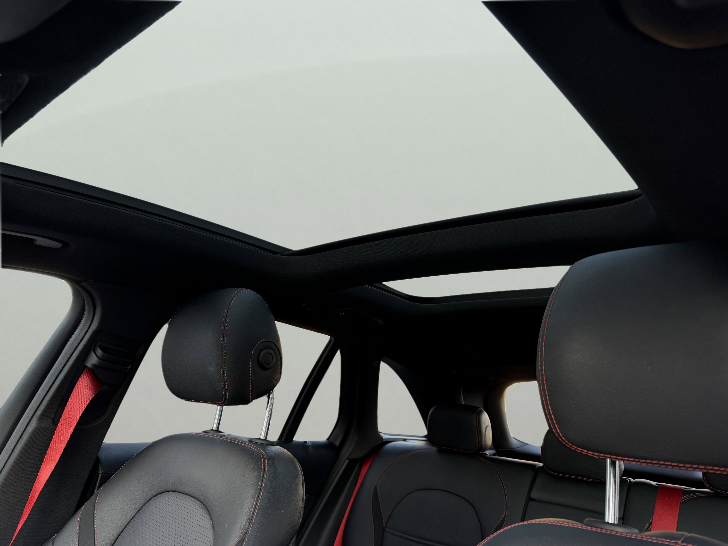 Used 2019 Mercedes-Benz GLC 43 AMG 4MATIC image 39