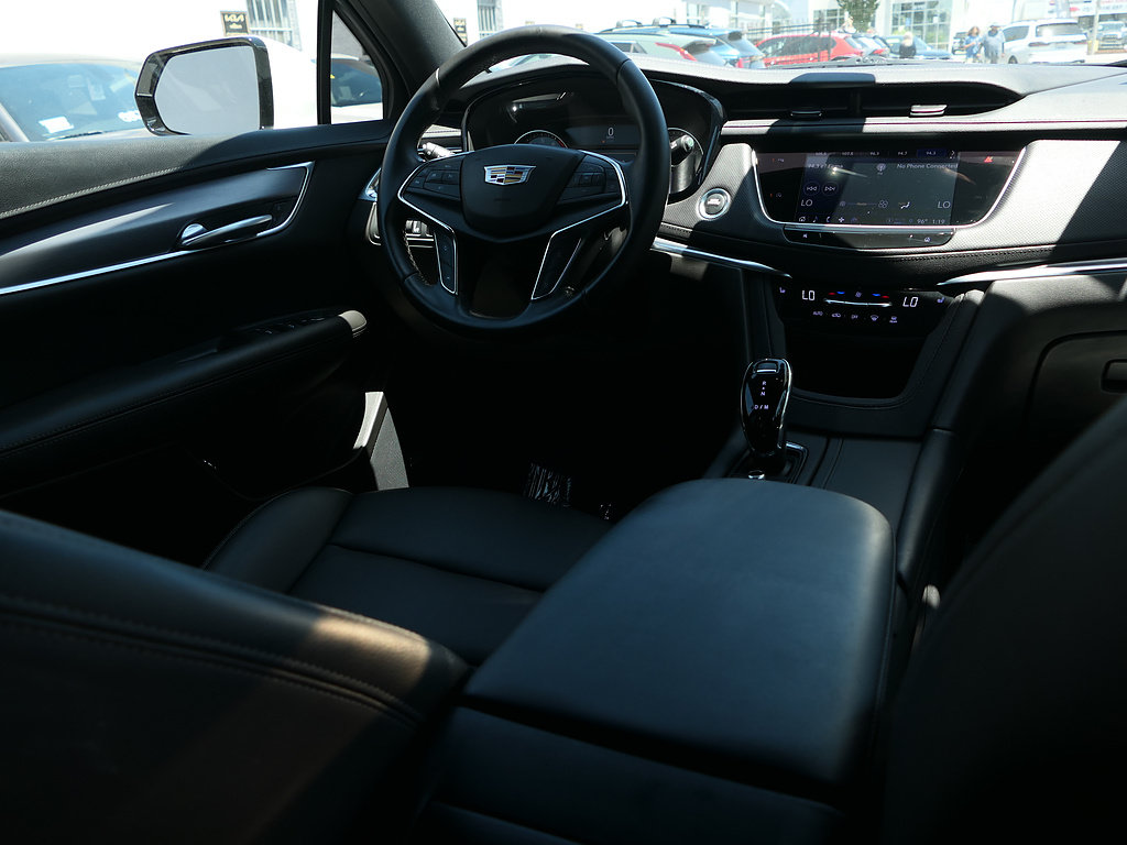 Used 2023 Cadillac XT5 Luxury FWD image 23