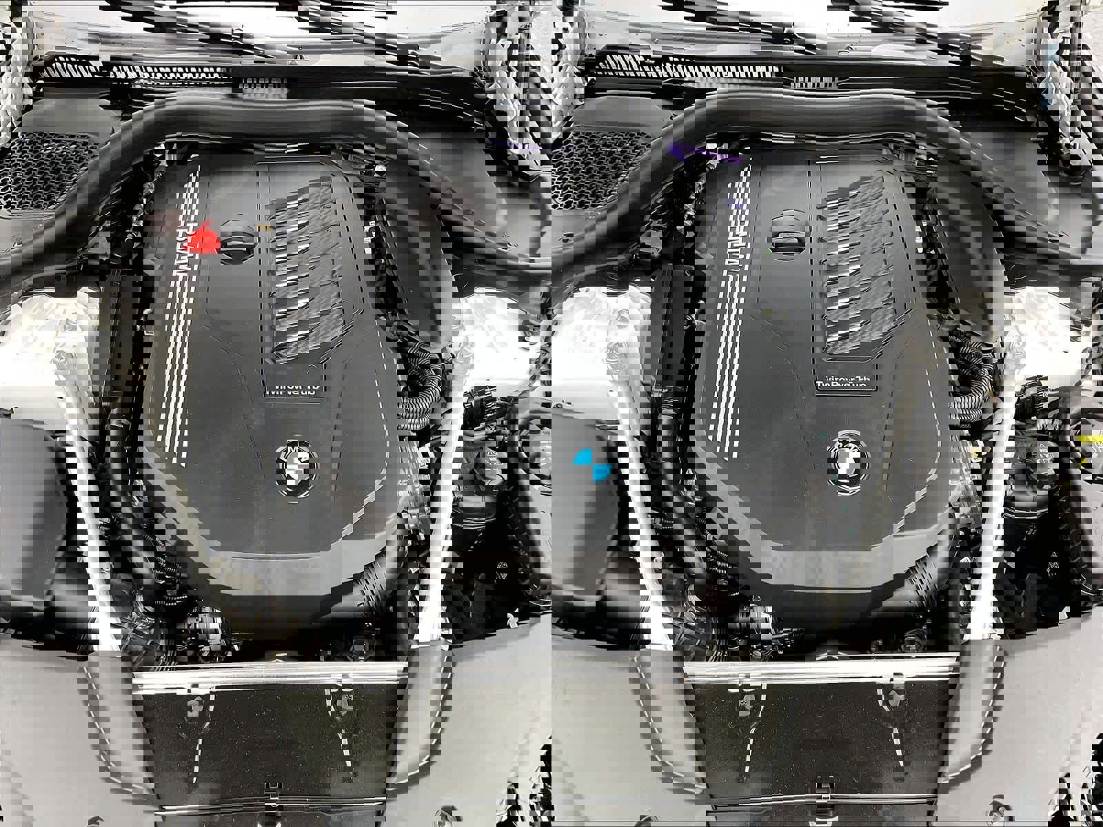 Used 2023 BMW 540i w/ Convenience Package image 33