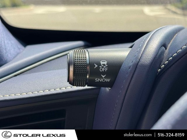 Used 2018 Lexus LC 500 Coupe w/ Touring Package RWD image 28