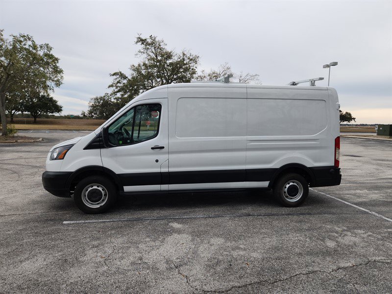 Used 2019 Ford Transit 250 148 Medium Roof image 4