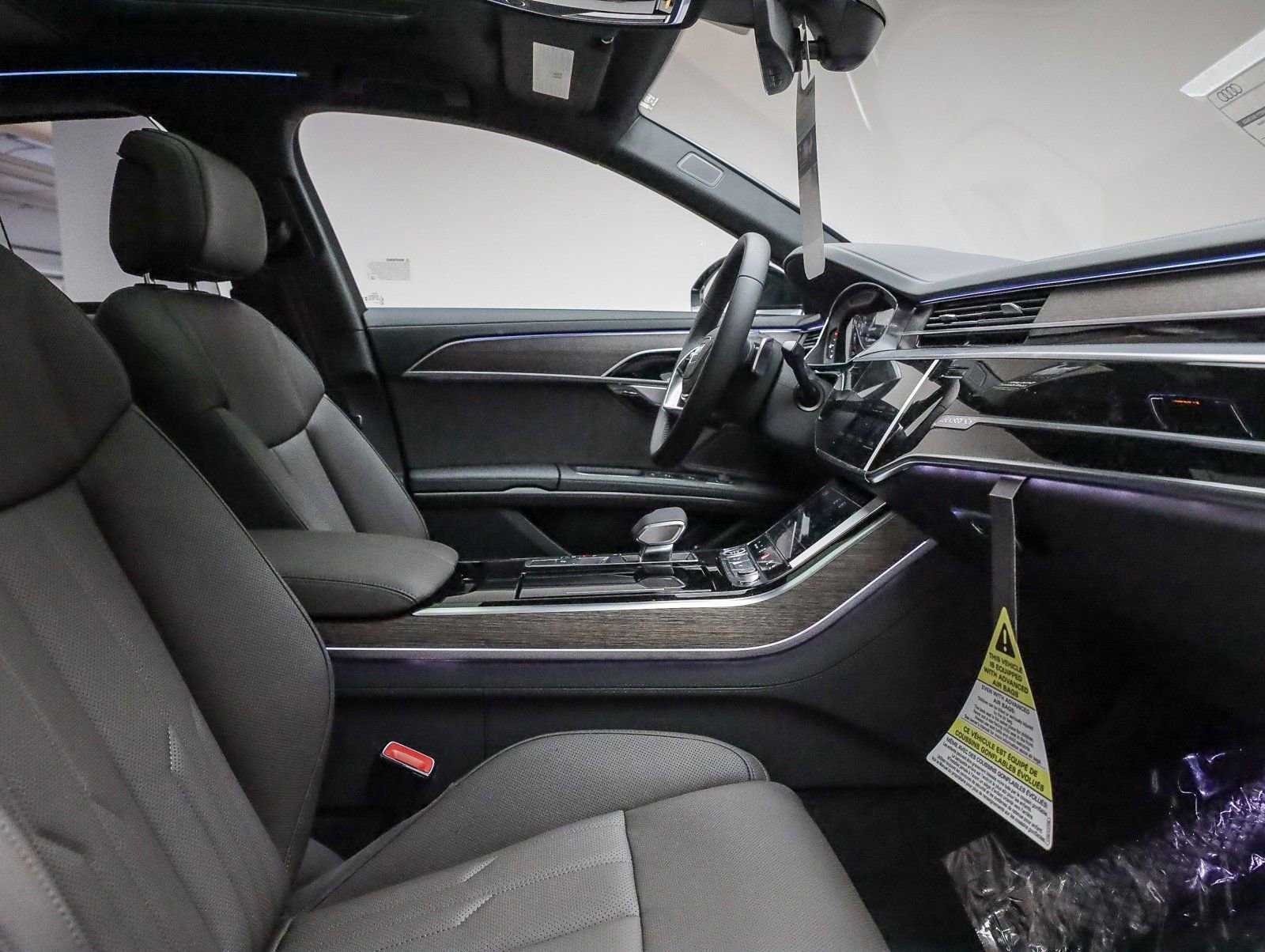 New 2025 Audi A8 L 3.0T image 19