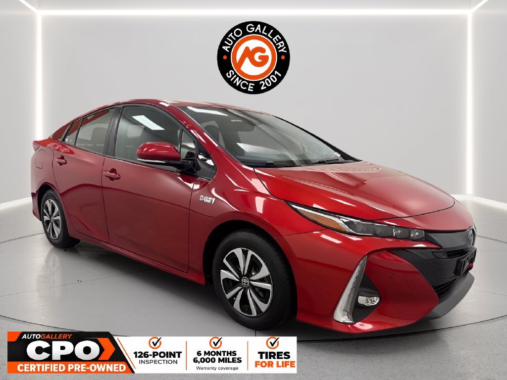Used 2017 Toyota Prius Prime Advanced FWD image 1