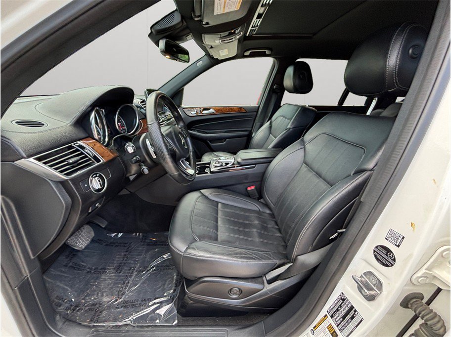 Used 2018 Mercedes-Benz GLS 450 4MATIC image 2