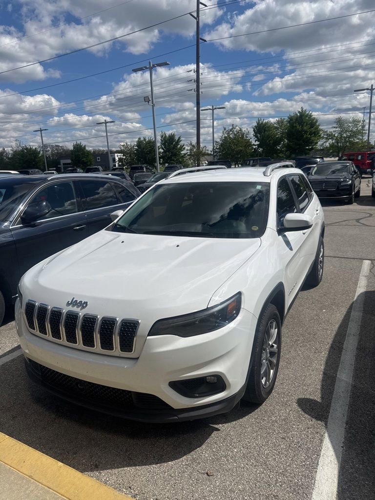Used 2021 Jeep Cherokee Latitude Plus FWD image 2