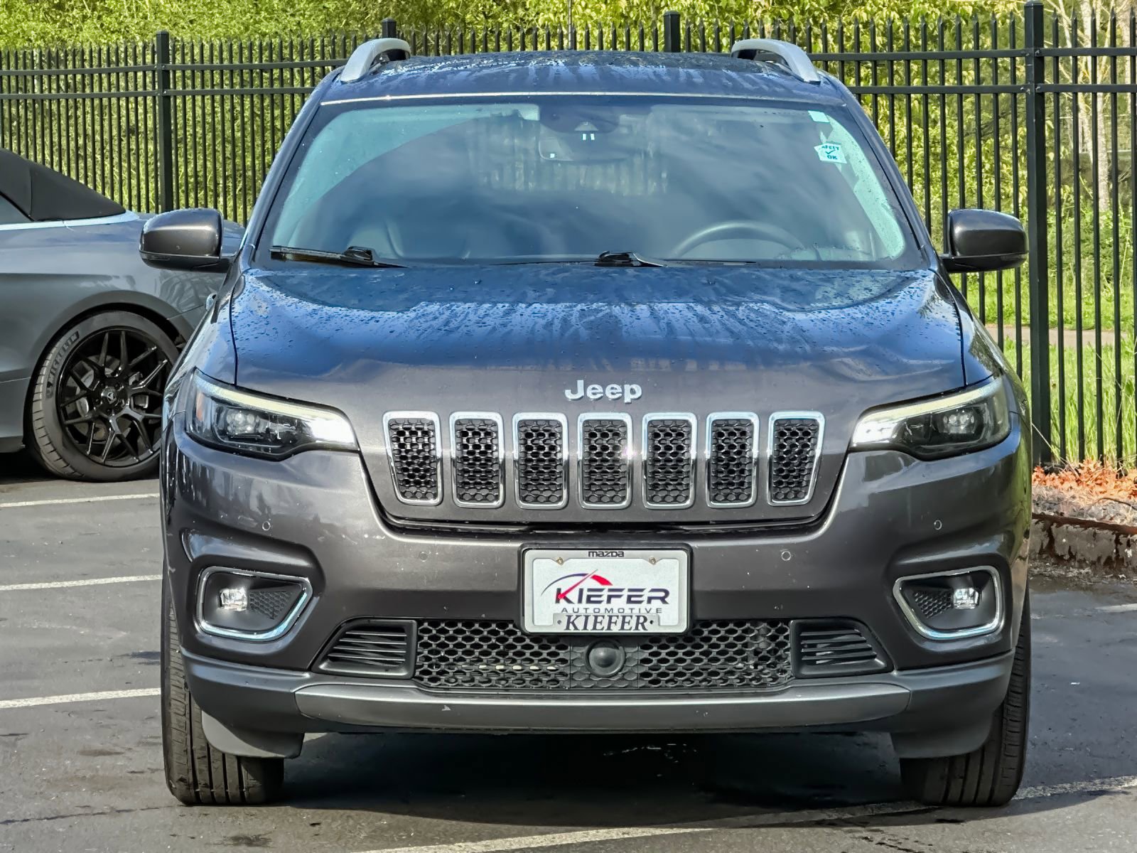 Used 2019 Jeep Cherokee Limited w/ Luxury Group image 8