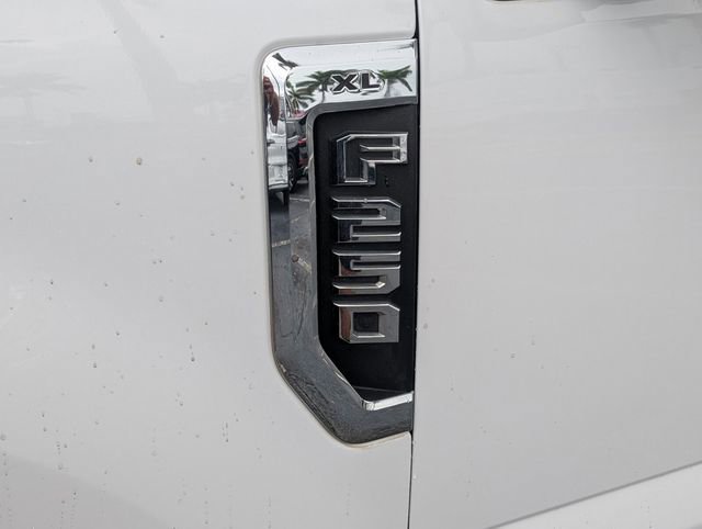 Used 2020 Ford F250 XL w/ Power Equipment Group image 7