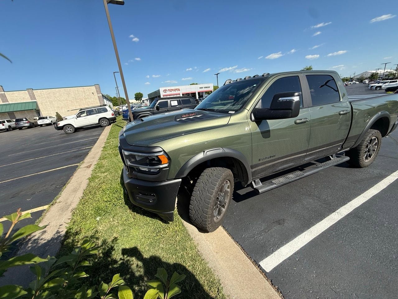 Used 2024 RAM 2500 Rebel w/ Safety Group AWD/4WD image 9
