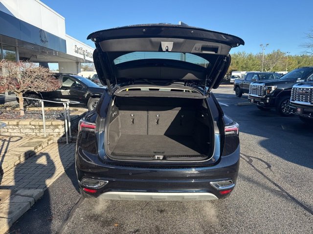 Used 2021 Buick Envision Avenir w/ Technology Package II image 28