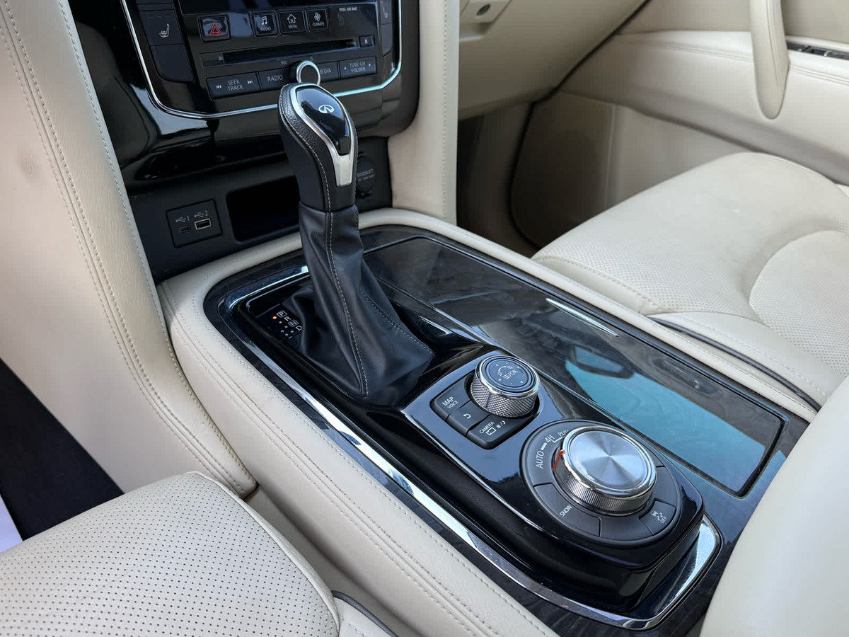 Used 2021 INFINITI QX80 Luxe w/ All-Season Package AWD/4WD image 21