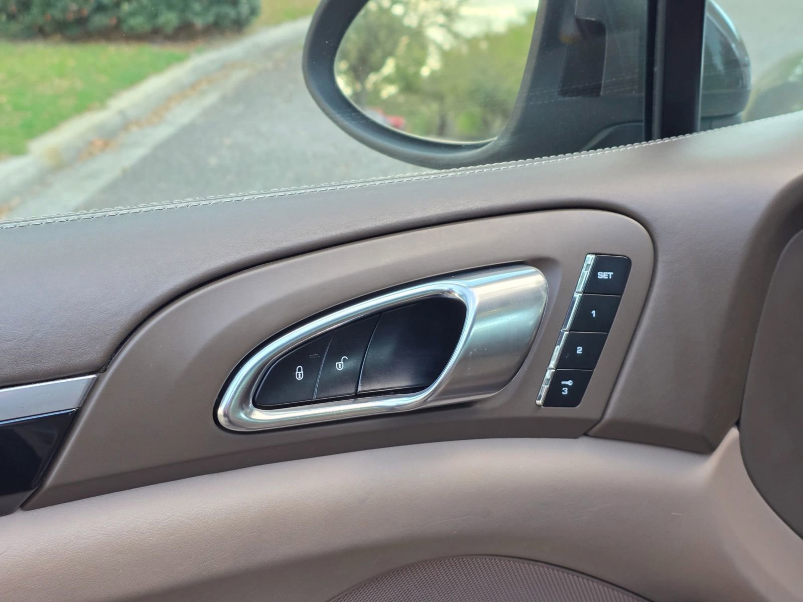 Used 2013 Porsche Cayenne Diesel image 92