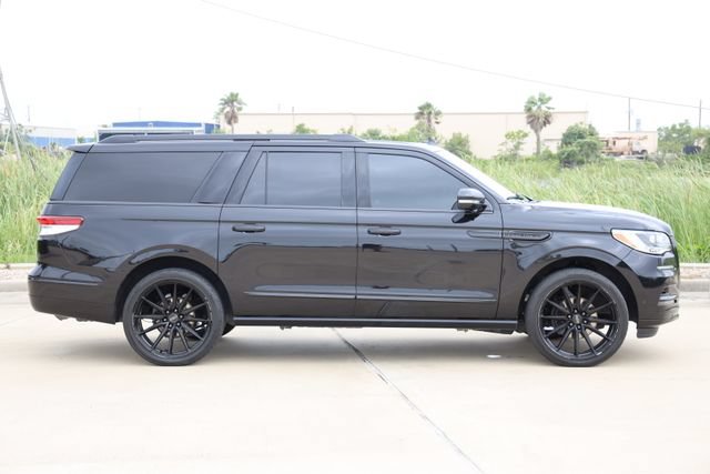 Used 2023 Lincoln Navigator L Black Label AWD/4WD image 4