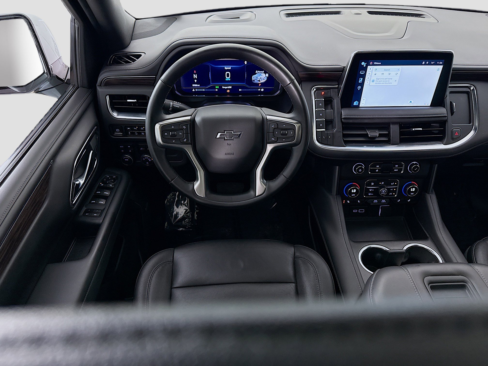 Used 2023 Chevrolet Tahoe Z71 w/ Luxury Package AWD/4WD image 24