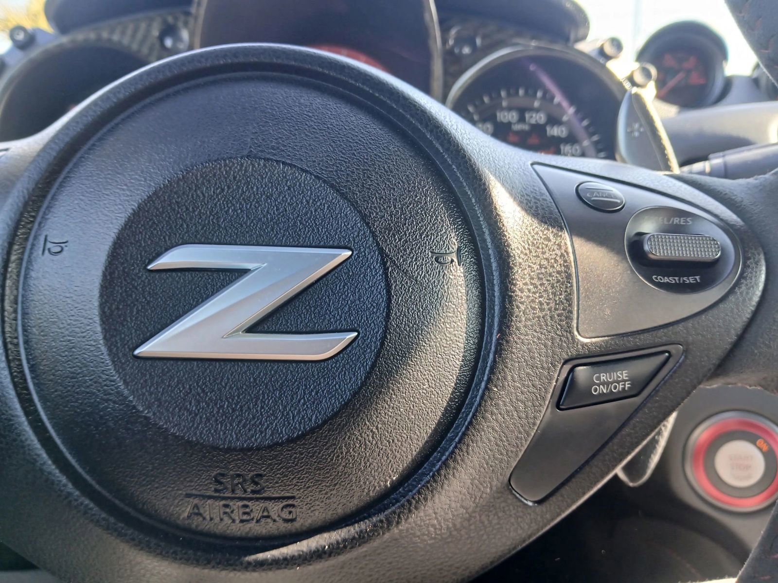 Used 2015 Nissan 370Z NISMO image 25