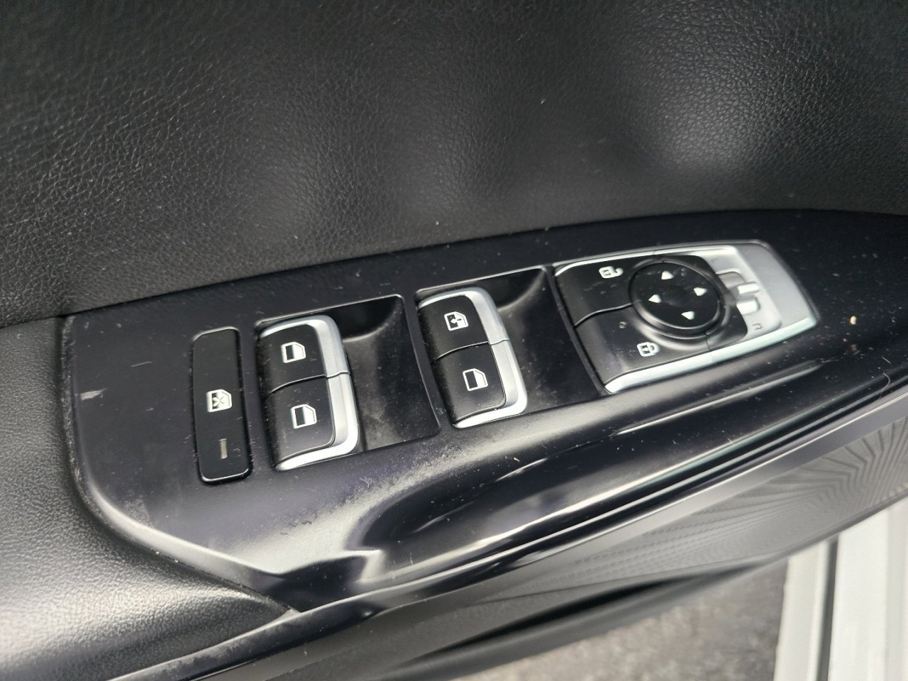 Used 2022 Kia K5 LXS image 17