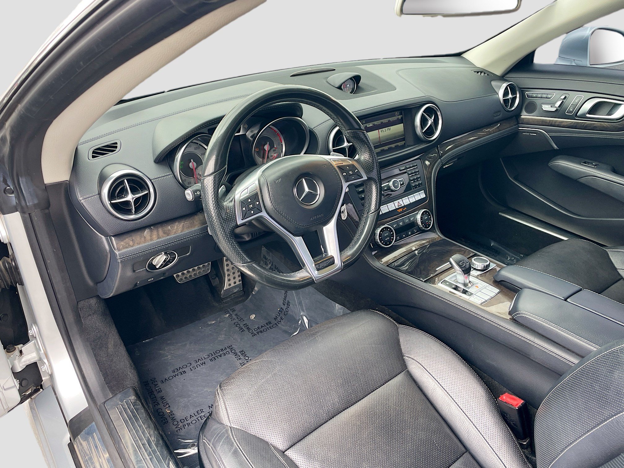 Used 2015 Mercedes-Benz SL 400 image 7