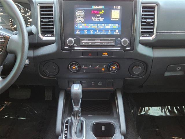 Used 2022 Nissan Frontier SV image 15