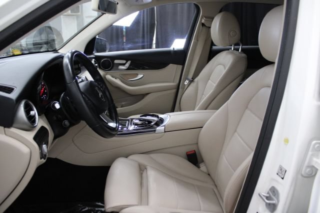 Used 2016 Mercedes-Benz GLC 300 image 12