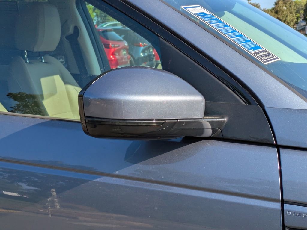 Used 2023 Land Rover Discovery Sport S image 12