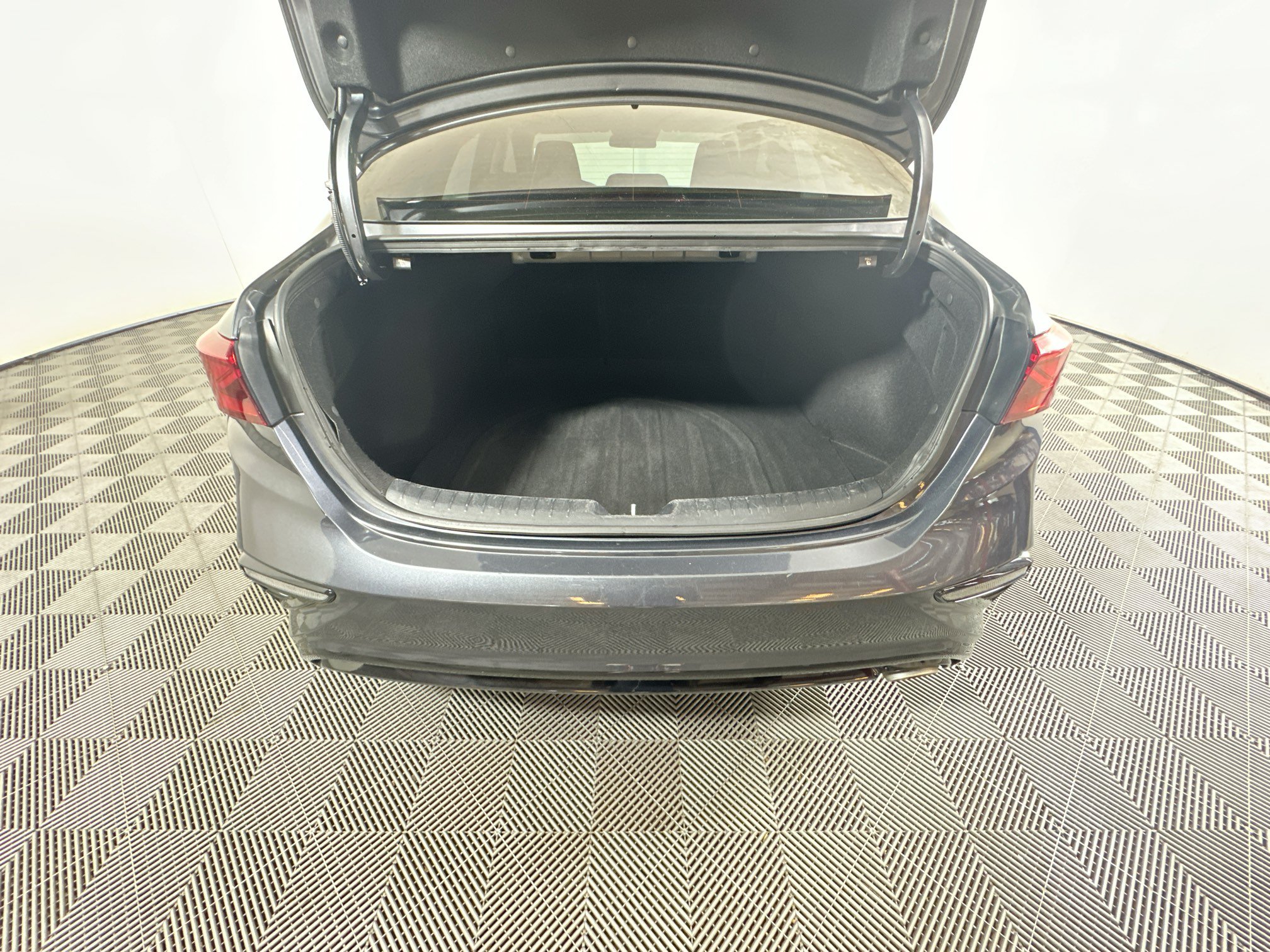 Used 2021 Kia Forte LXS FWD image 30
