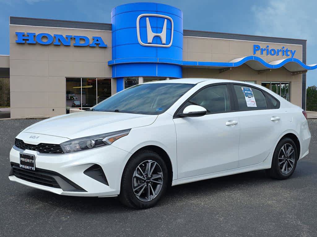 Used 2024 Kia Forte LXS w/ LXS Technology Package FWD video 1
