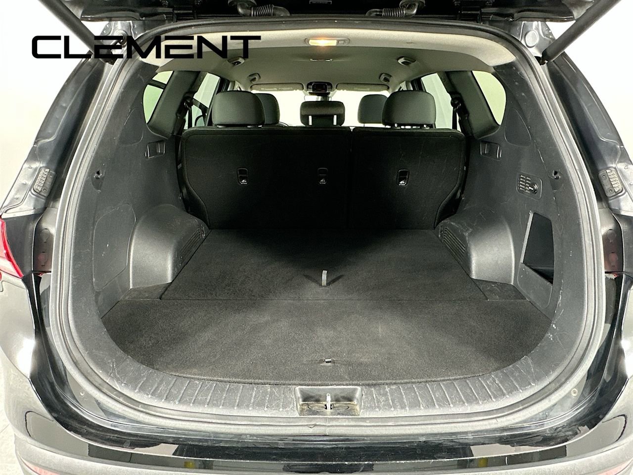 Used 2023 Hyundai Santa Fe SEL image 27