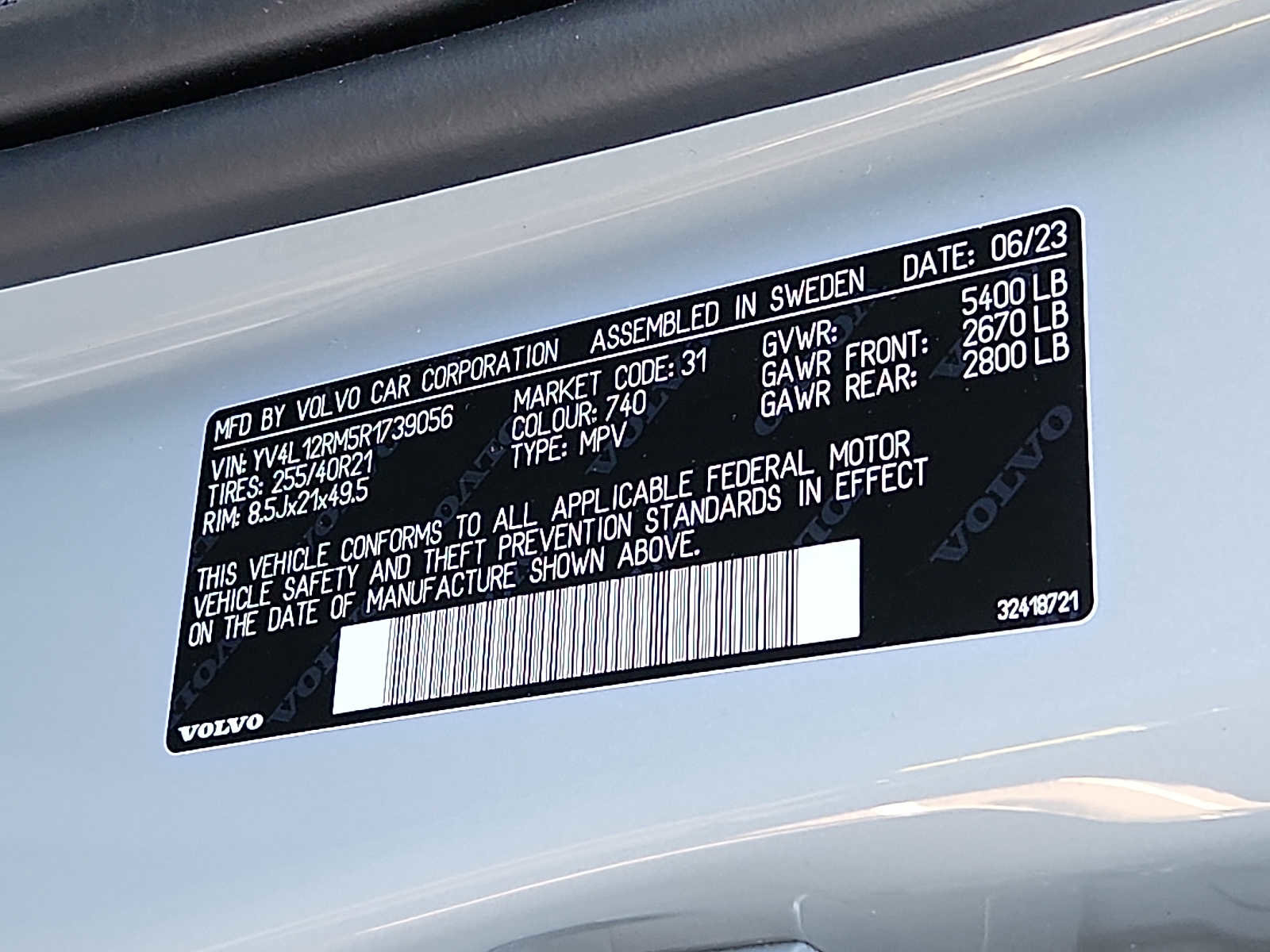 Certified 2024 Volvo XC60 B5 Ultimate w/ Protection Package Premier AWD/4WD image 25