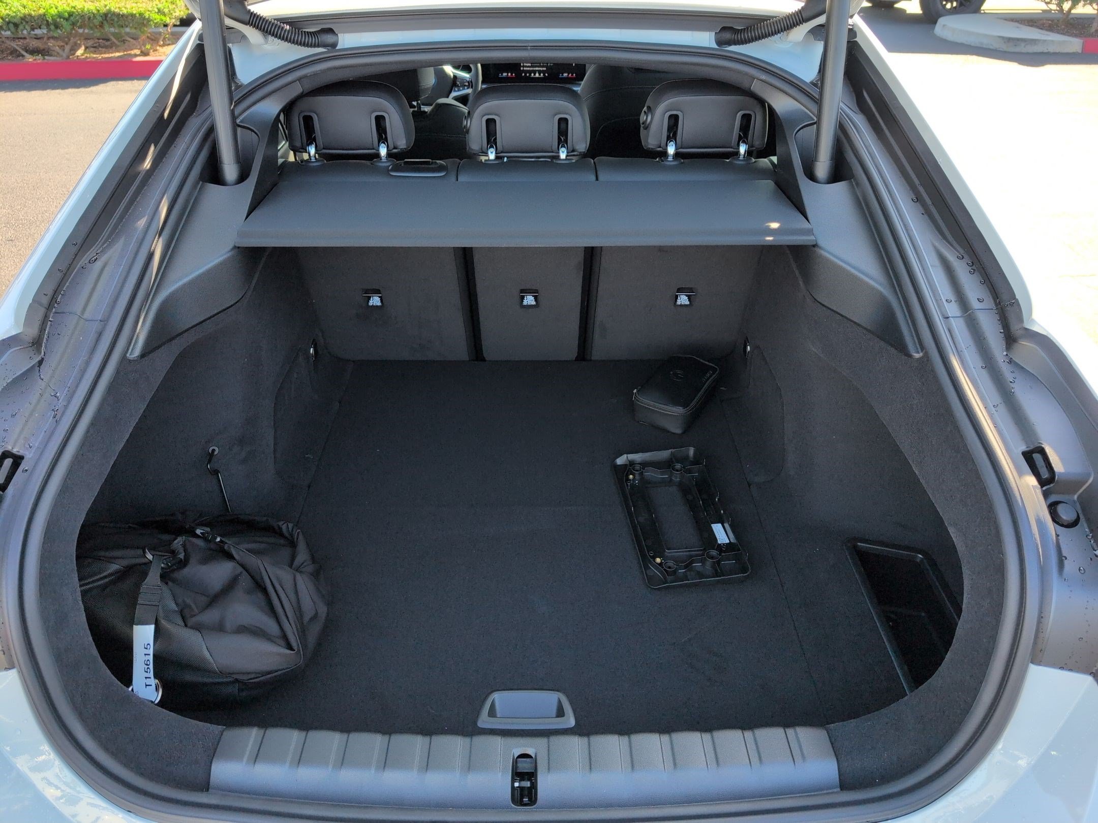 New 2026 BMW i4 eDrive40 w/ Premium Package RWD image 32