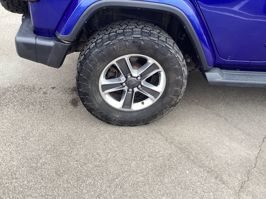 Used 2018 Jeep Wrangler Unlimited Sahara image 26