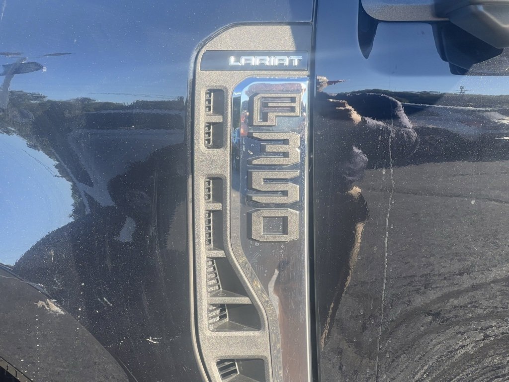 New 2026 Ford F350 Lariat image 13