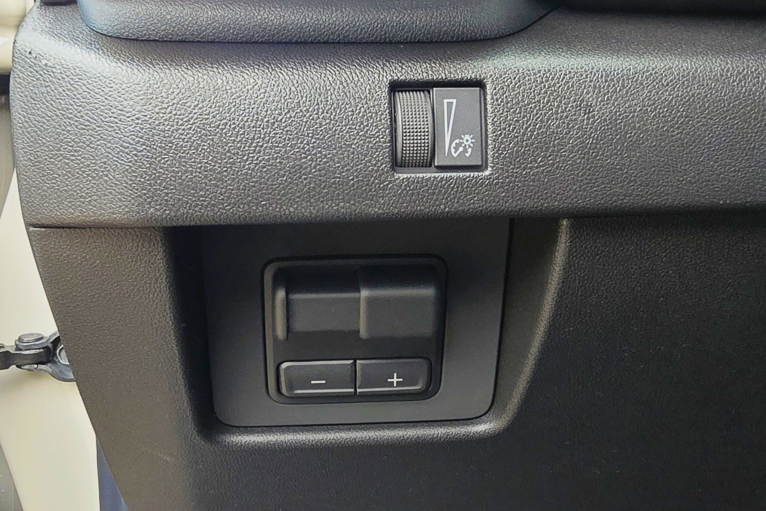 New 2026 GMC Canyon Elevation w/ Convenience Package image 27