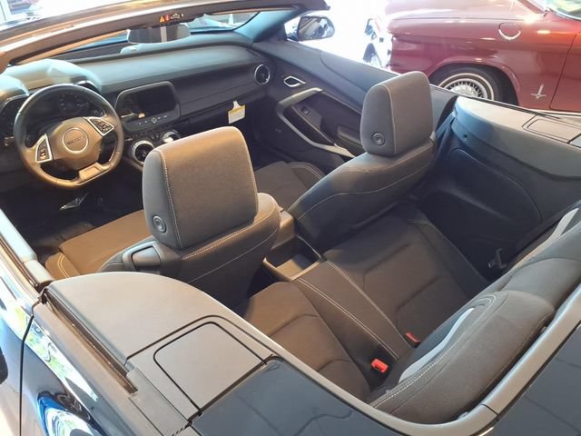 Used 2023 Chevrolet Camaro LT w/ Technology Package RWD image 32