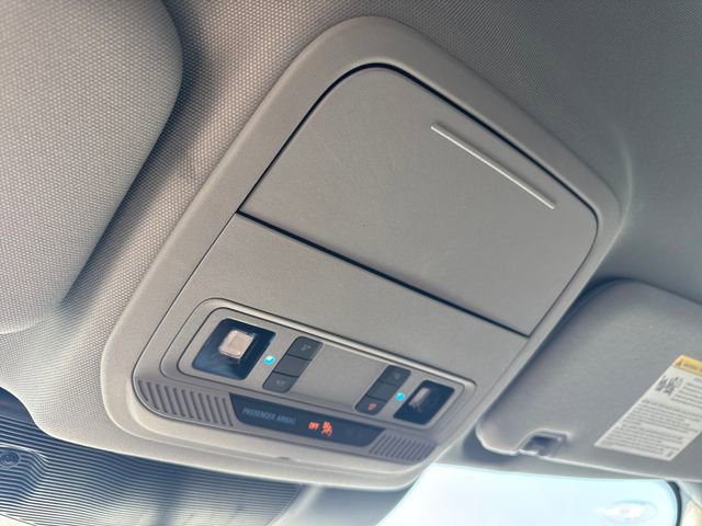 Used 2023 Ford Explorer XLT image 24