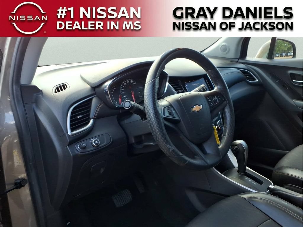 Used 2021 Chevrolet Trax LT AWD/4WD image 10