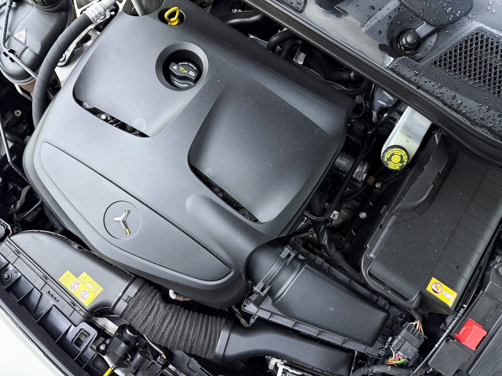 Used 2016 Mercedes-Benz CLA 250 image 29