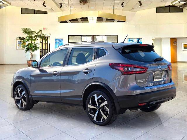 Certified 2022 Nissan Rogue Sport SL FWD image 7