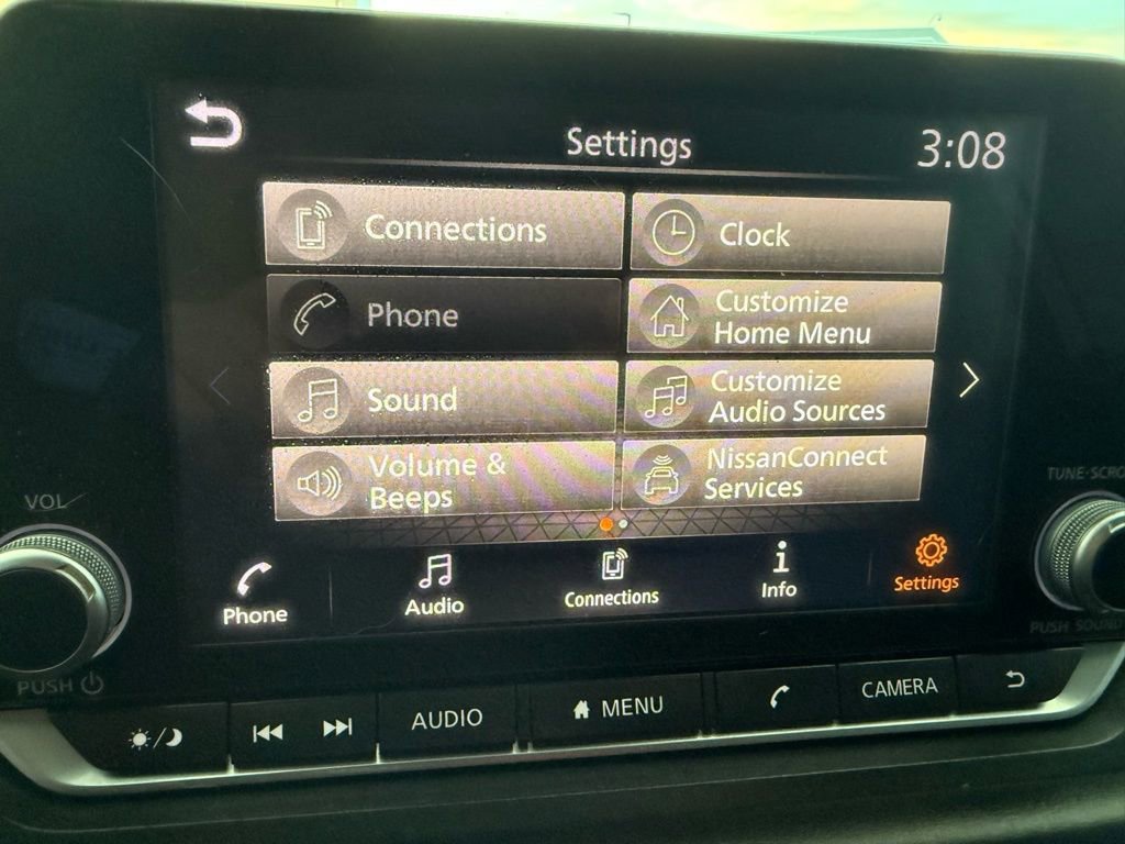 Used 2021 Nissan Rogue SV image 37