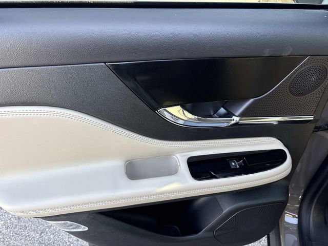 New 2026 Lincoln Corsair Grand Touring image 18